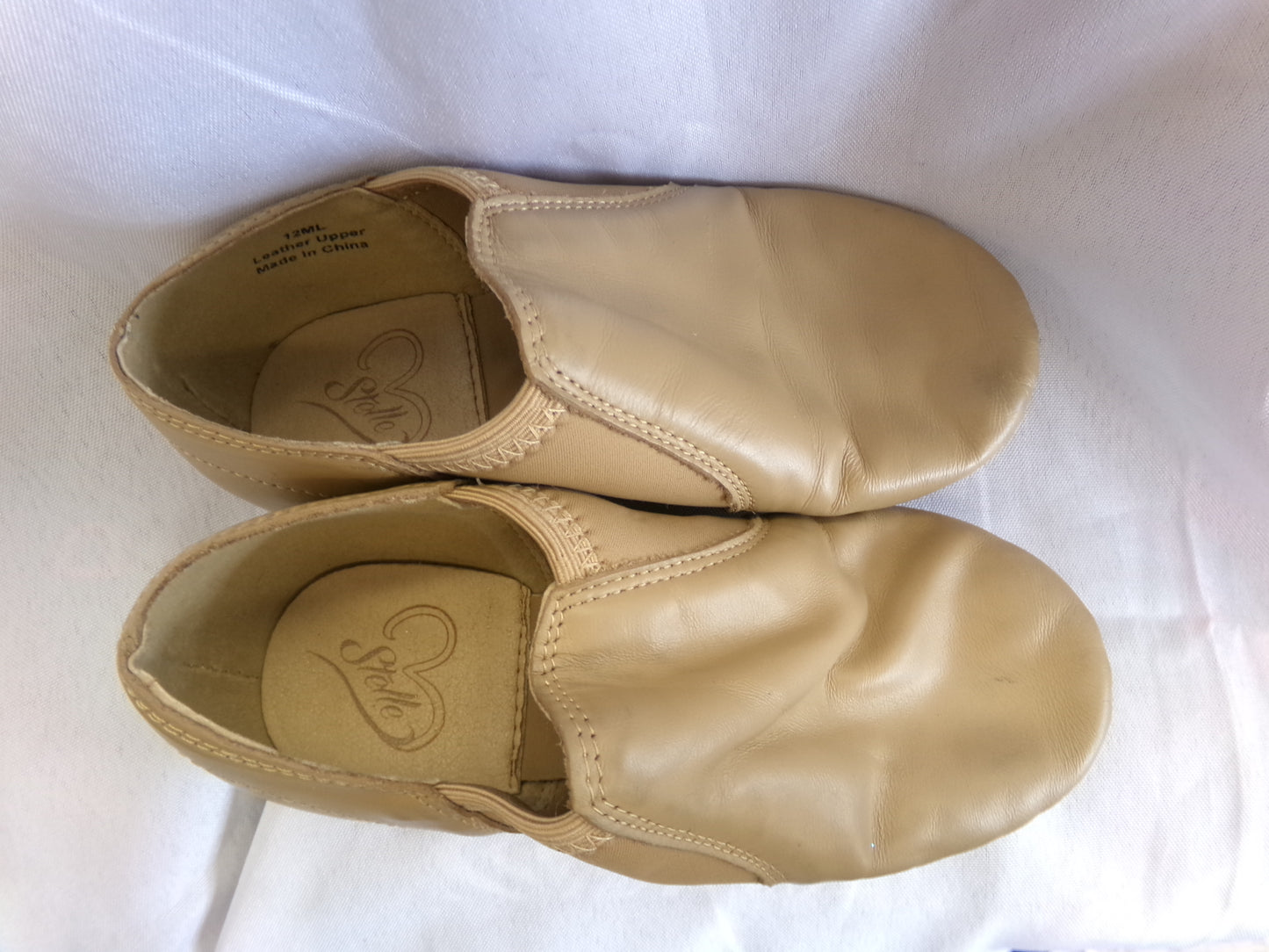 Pre-Owned Stelle Jazz Tan Youth 13M Leather Slip On