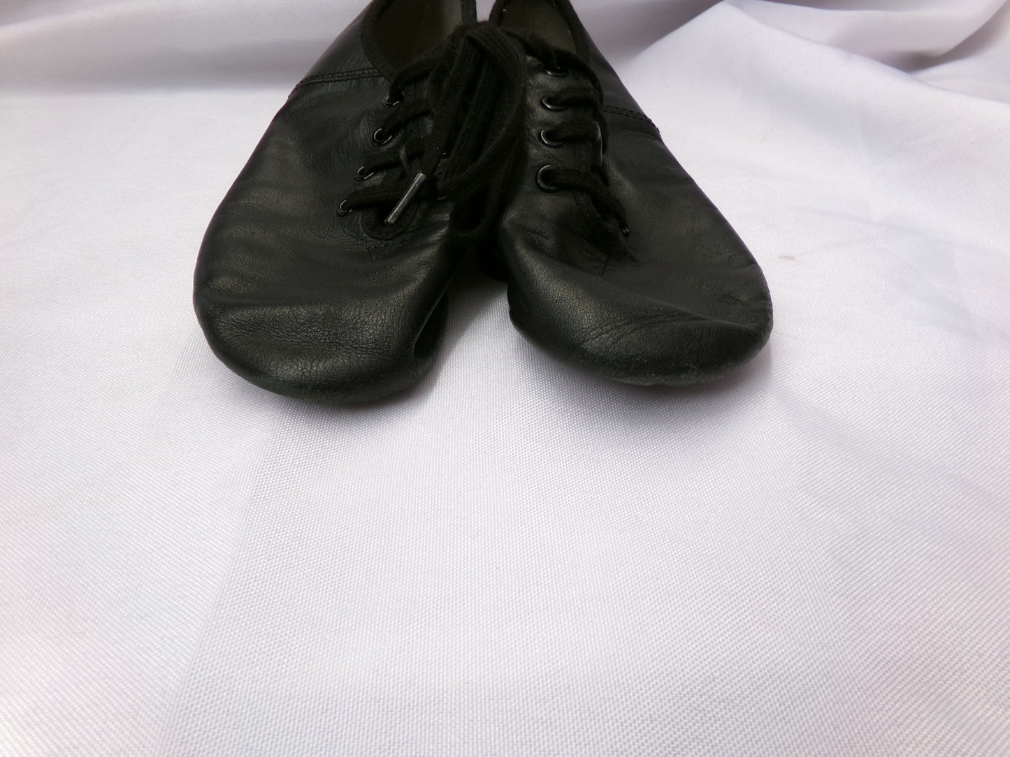 Pre-Owned Jazz Shoes Danskin Youth 13M Lace Up Leather Split Sole