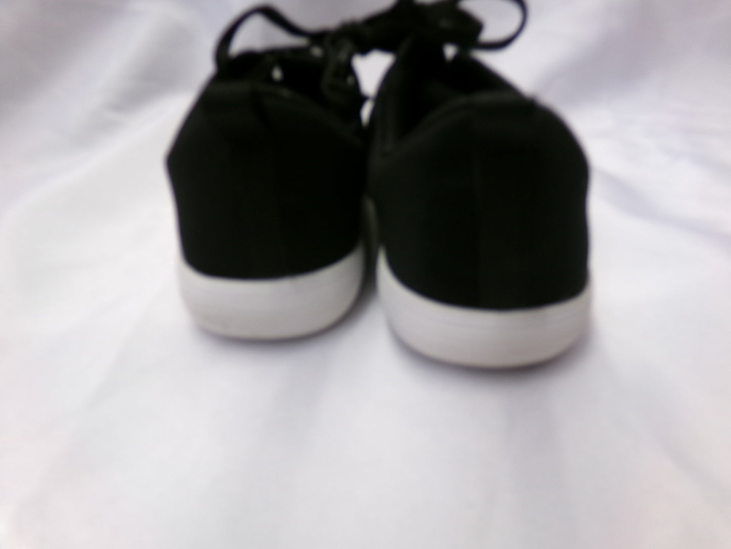 Pre-Owned Hip Hop Shoes Pastry Trainer Toddler 2M Sneakers Canvas Lace Up Rubber