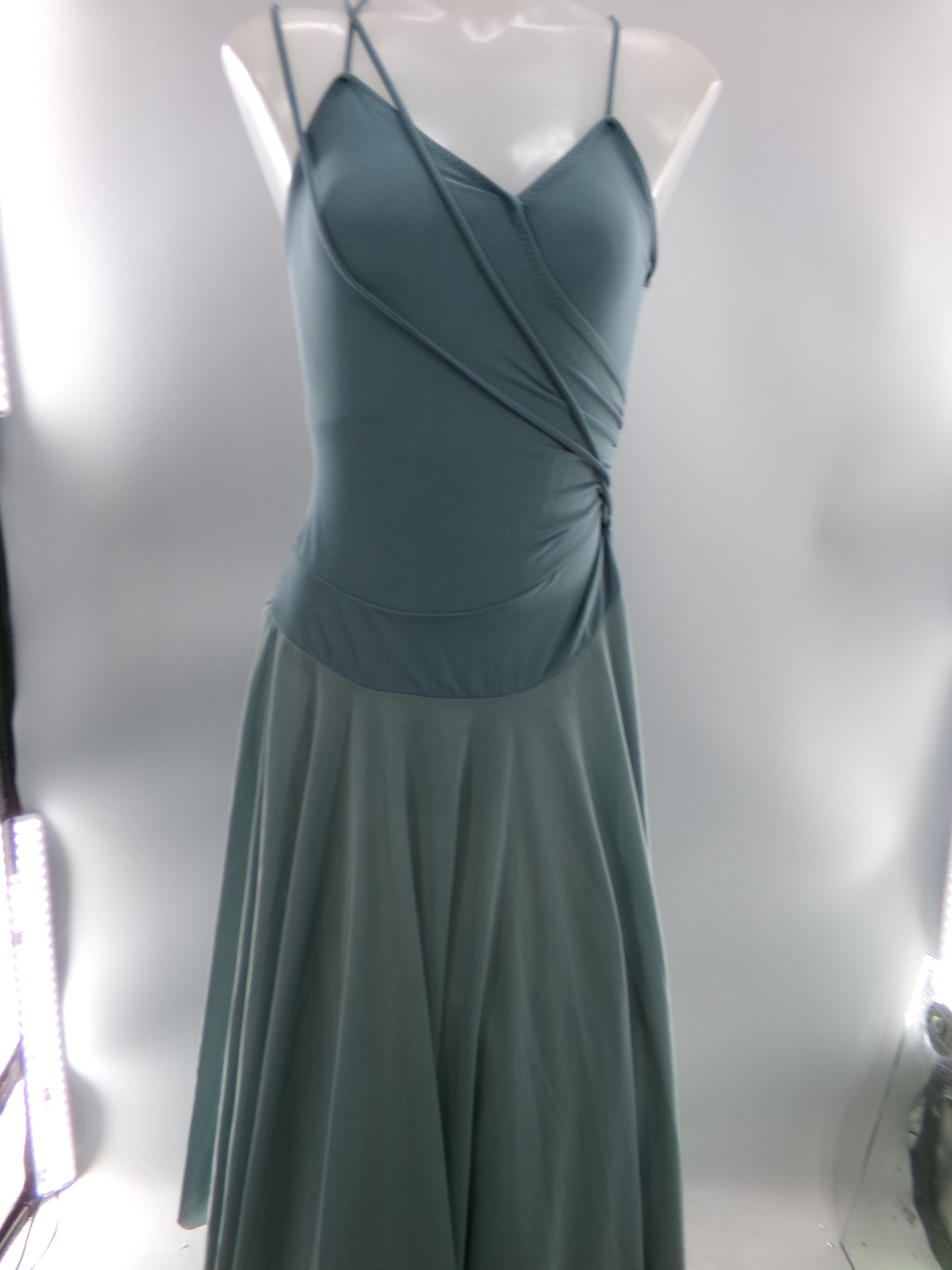 Pre-Owned Costume XL Child Green Curtain Call R2249 Lyrical Contemporary Ballet Cami Long Dress Flowy