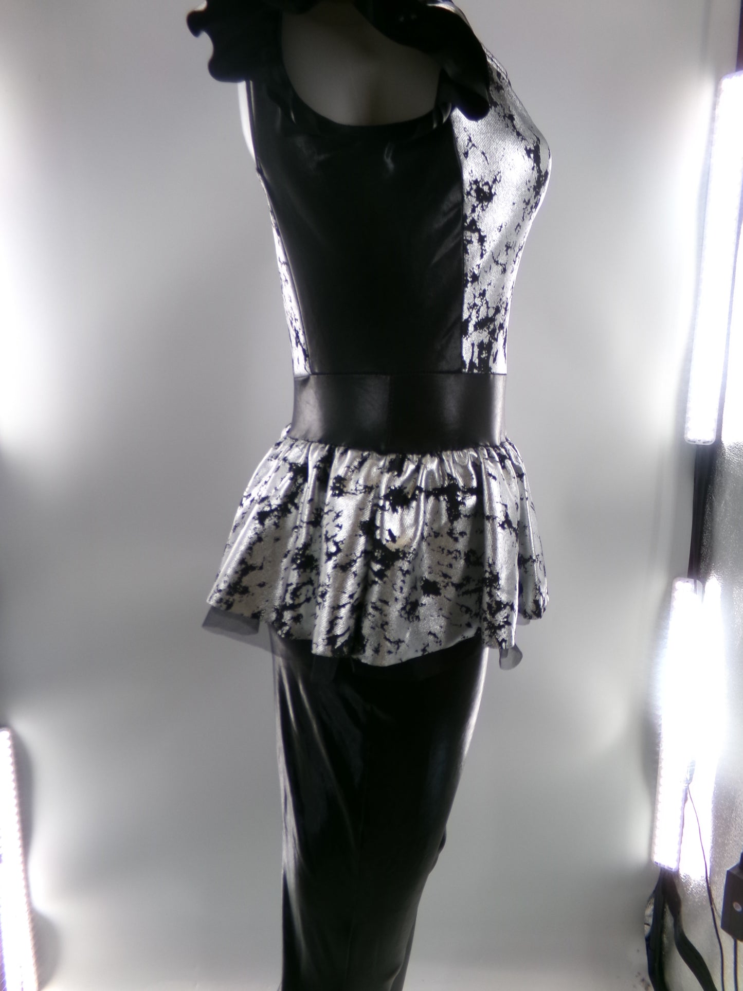 Pre-Owned Costume Medium Adult A Wish Come True V2613 Black Sequin Jazz Tap Clogging