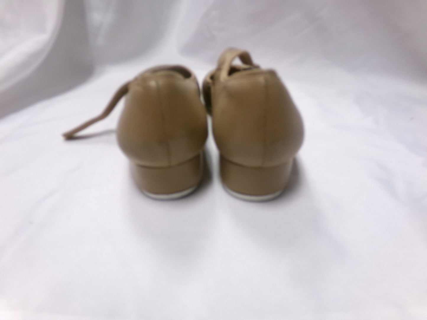 Pre-Owned Tap Shoes Capezio Toddler 11 Jane Leather Buckle Tan