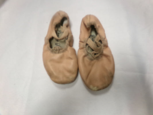 Pre-Owned Ballet Shoes Dancing Fair Big Kids 13.5 Leather Full Sole