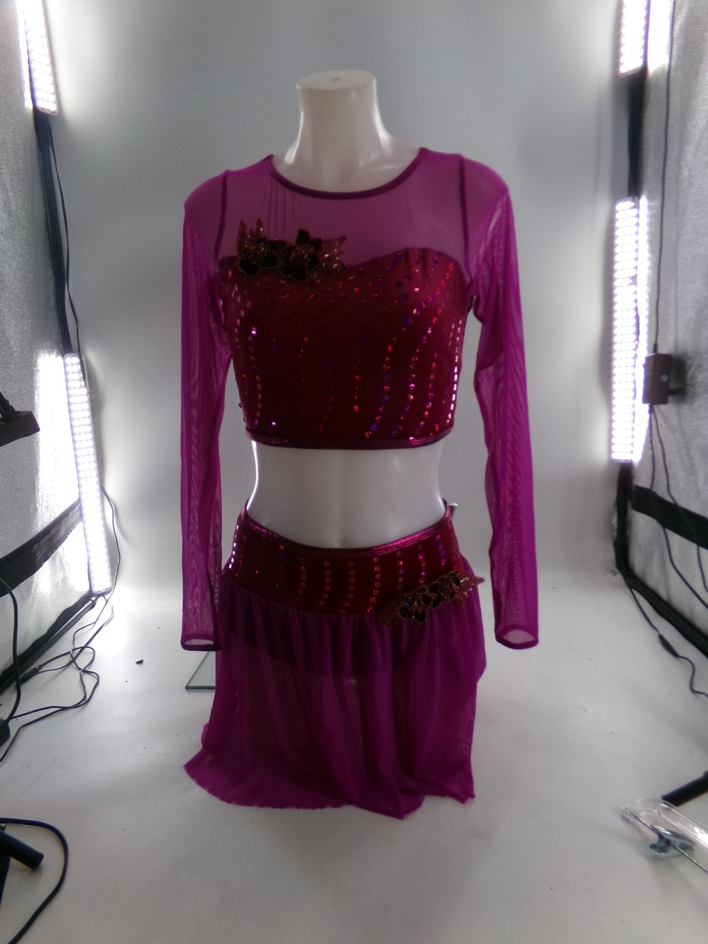 Pre-Owned Costume Medium Adult Purple A Wish Come True V2147 Lyrical Jazz Ballet 2 pc Sequin Embellishments