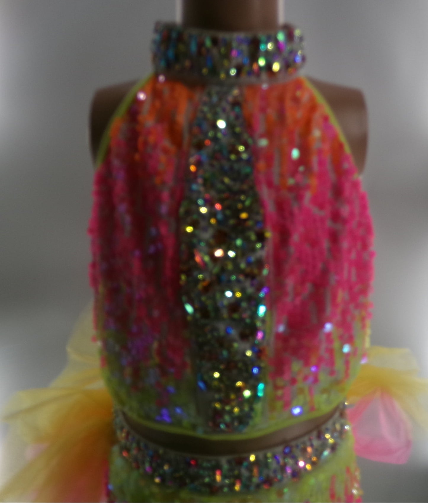 Pre-Owned Costume XL Child Yellow Glamour Jazz Character Musical Theater Neon Sequin Tutu