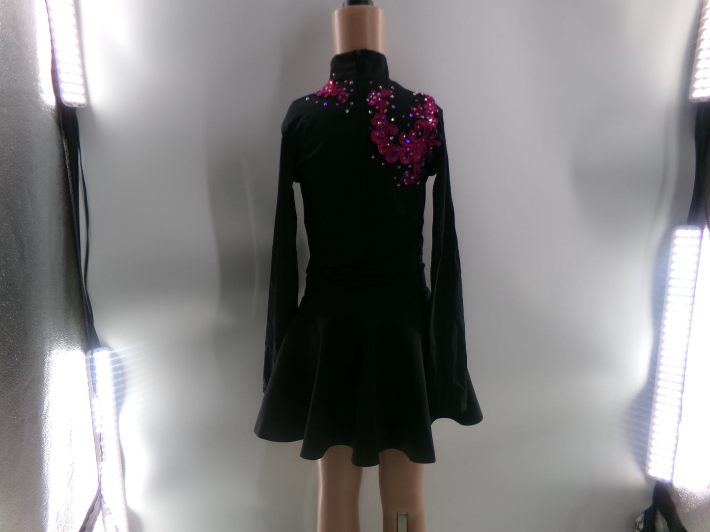 Pre-Owned Costume Medium Child Small Child Black Weissman MT12459/S8250 Jazz Tap Clogging