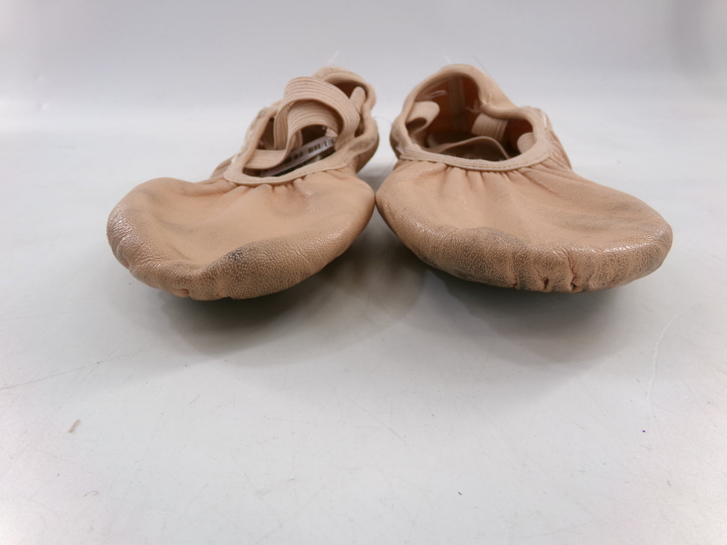 Pre-Owned Ballet Shoes DanzNMotion 397 Child 2M Leather Stretch Cross Strap Split Sole