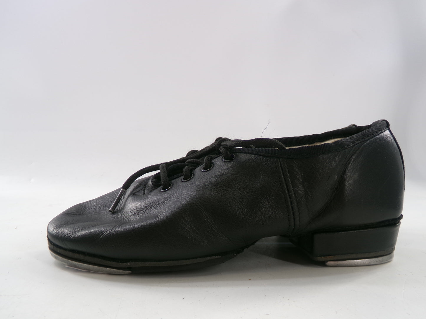 Pre-Owned Oxford Tap Shoes 4M Youth Revolution 501R Black Split Sole