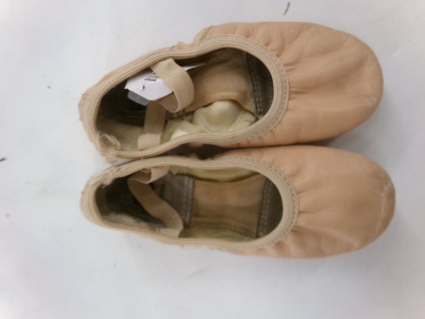 Pre-Owned Ballet Shoes Revolution Child 1M Leather Split Sole Stretch