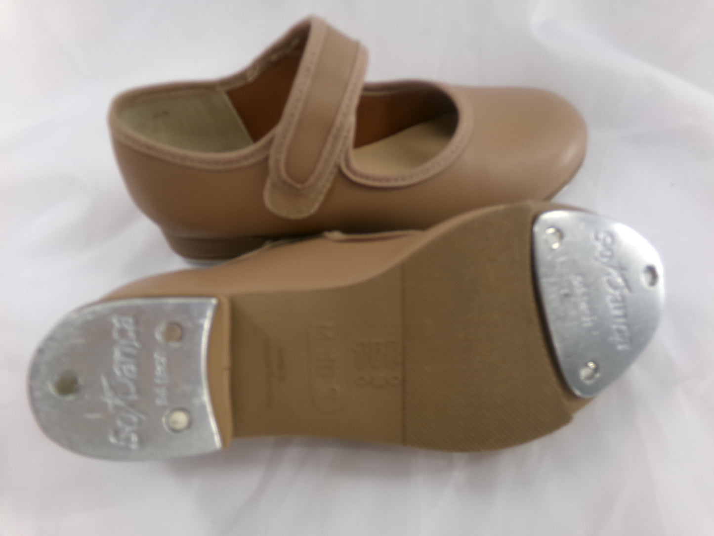 Pre-Owned Tan Tap Shoes SoDanca Child 10M Mary Jane Leather Loop Strap