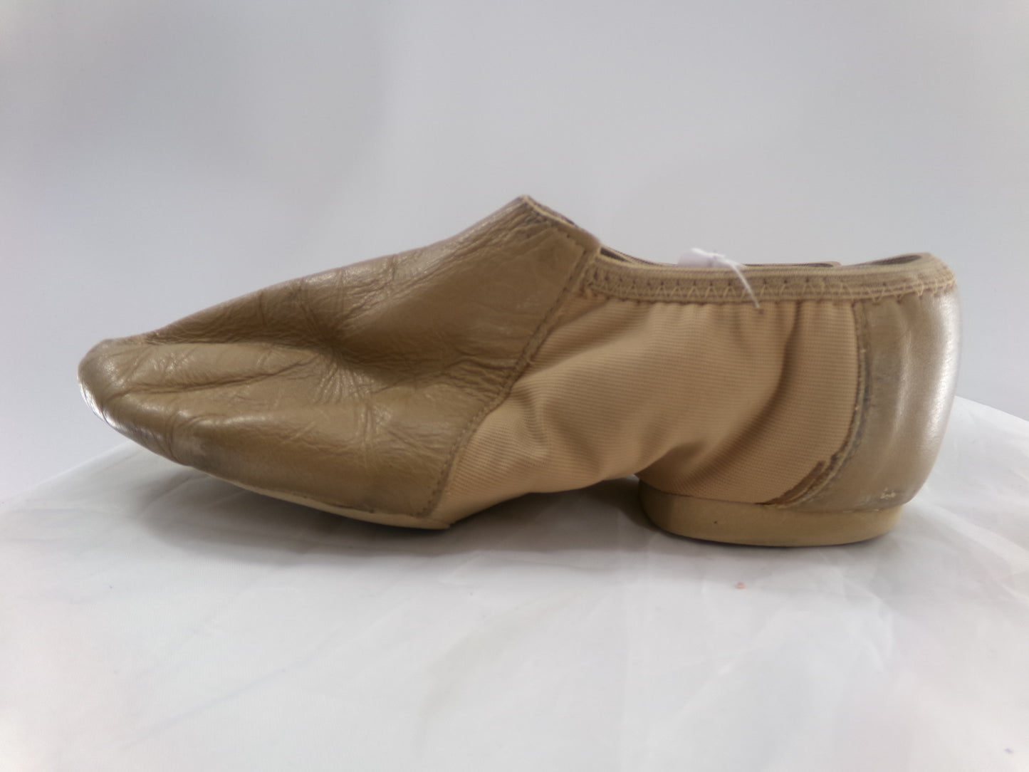 Pre-Owned Jazz Shoes Danz N Motion Tan 9158 Adult 5M Slip On Stretch Side