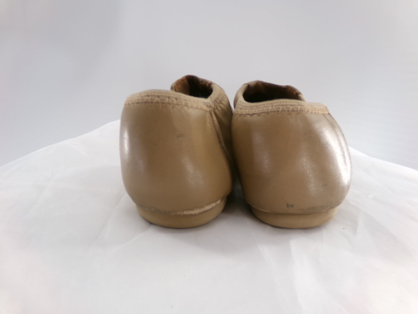 Pre-Owned Jazz Shoes Danz N Motion Tan 9158 Adult 5M Slip On Stretch Side