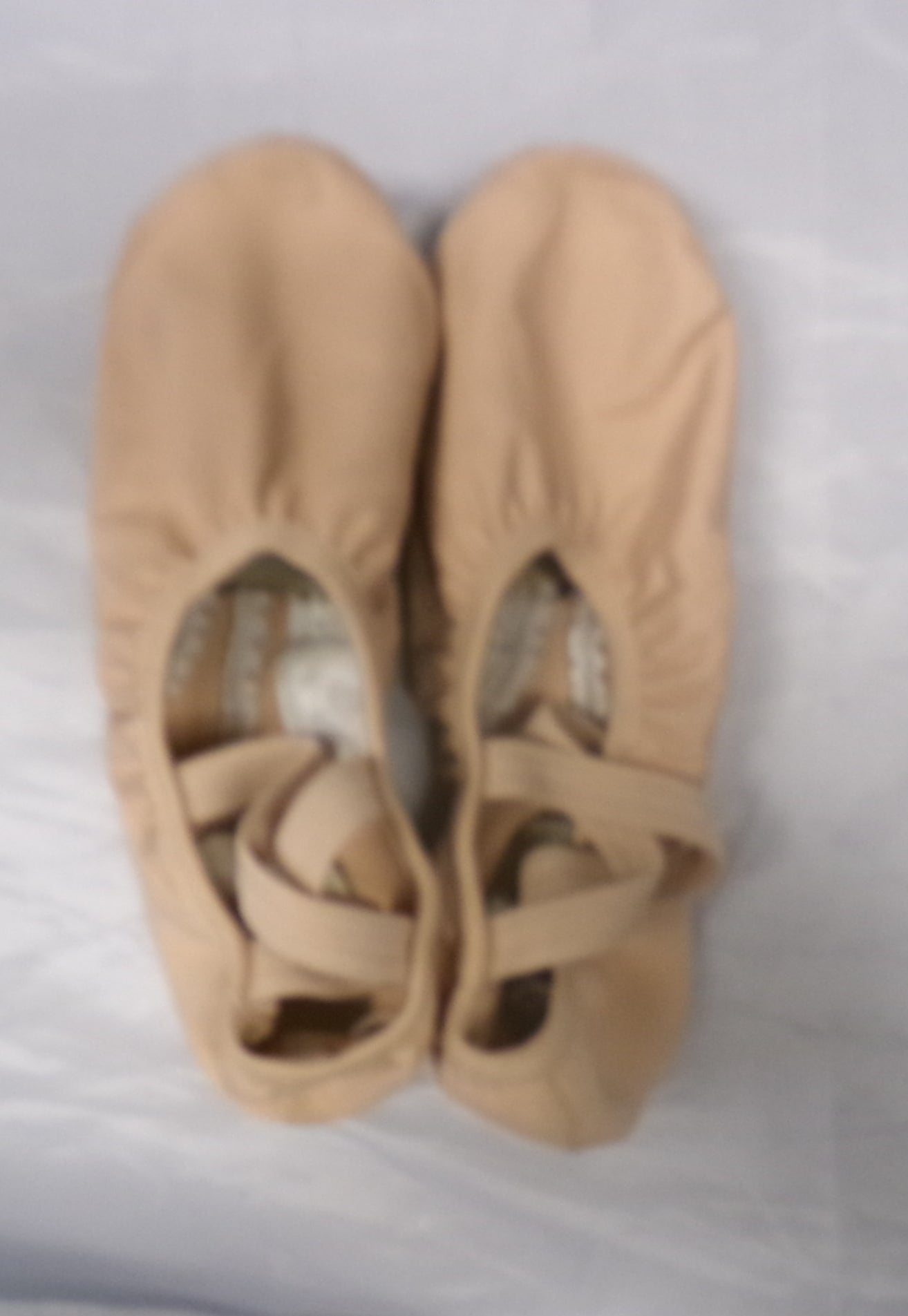Pre-Owned Ballet Shoes Danz N Motion Adult 6.5M Leather Cross Straps Split Sole