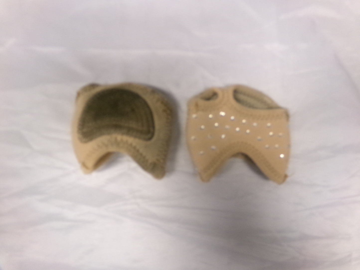 Pre-Owned Contemporary Shoes Danshuz Small Neoprene with Rhinestones Modern