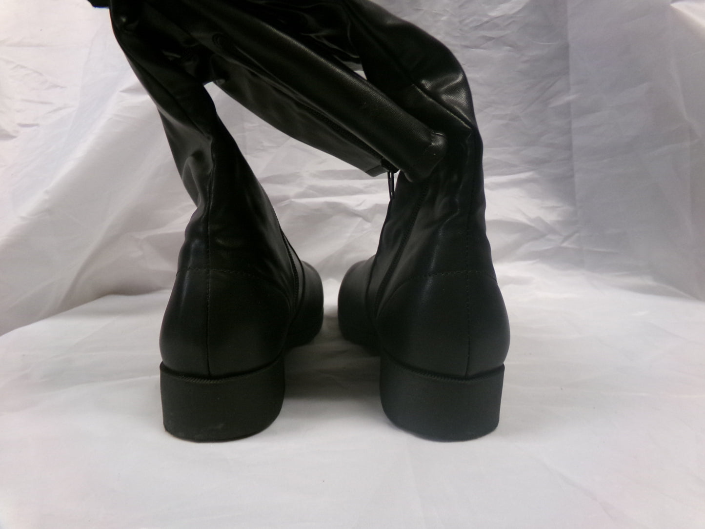 Pre-Owned Parade Shoes Gotham Black 7.5M Knee High Zip Up Rubber Soles