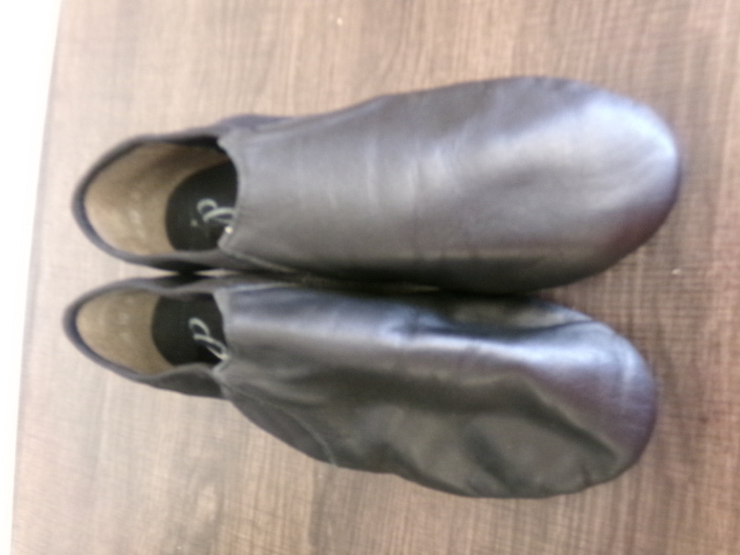 Pre-Owned Jazz Shoes DanzNMotion Adult 10M Leather Pull On Split Sole