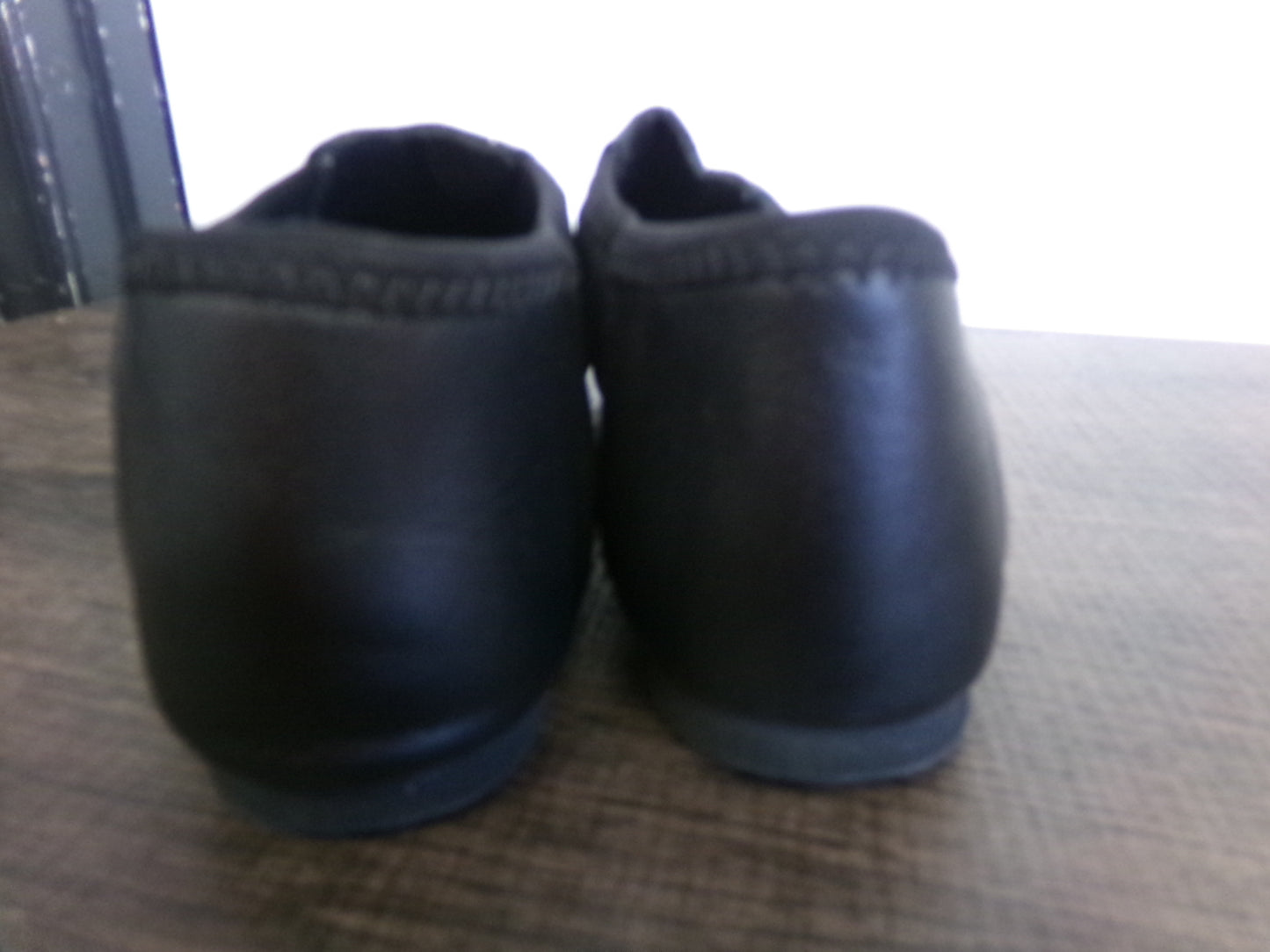 Pre-Owned Jazz Shoes DanzNMotion Adult 10M Leather Pull On Split Sole