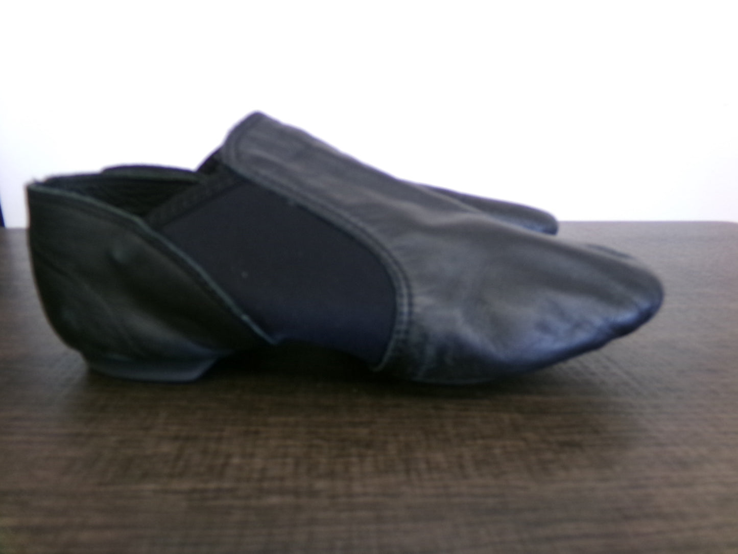 Pre-Owned Jazz Shoes Capezio EJ2 Adult 6M Black Leather Split Sole