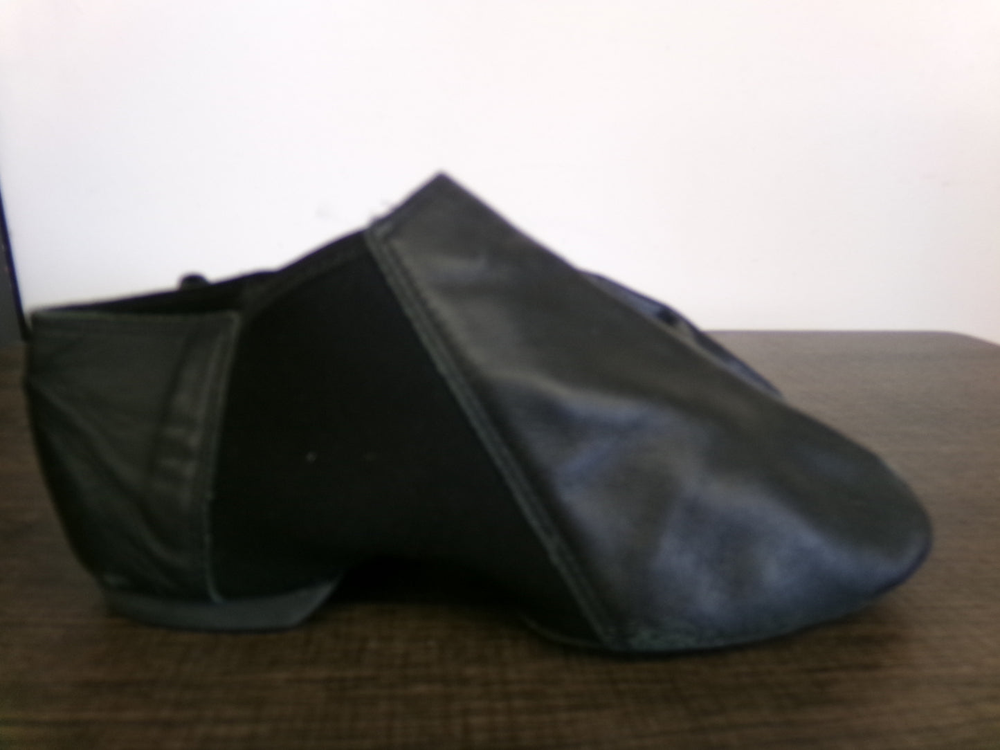 Pre-Owned Jazz Shoes Theatricals Adult 8M Black Leather Lace Up Split Sole