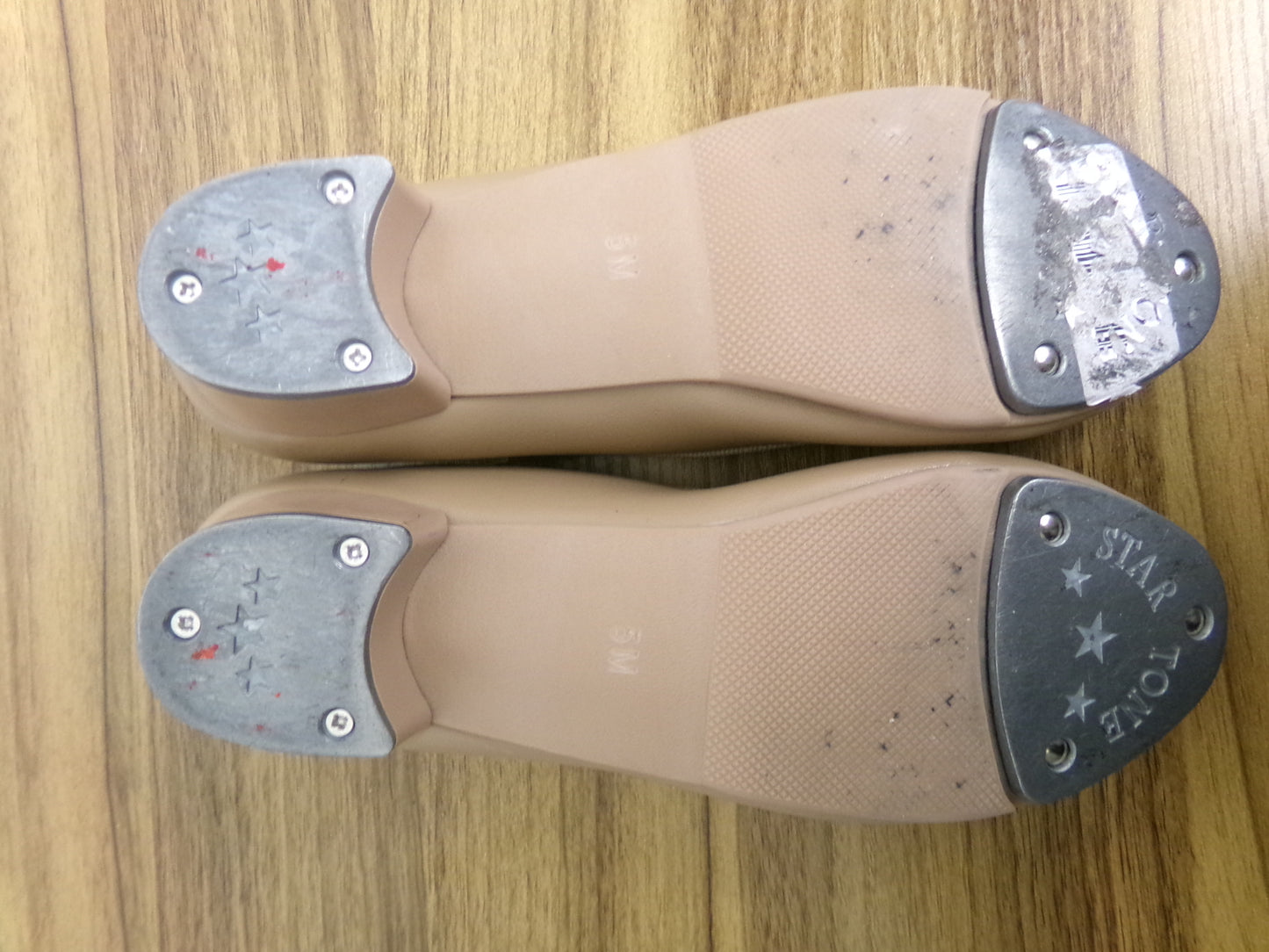Pre-Owned Tap Shoes Danshuz 753 Adult 5M Tan Mary Jane Buckle