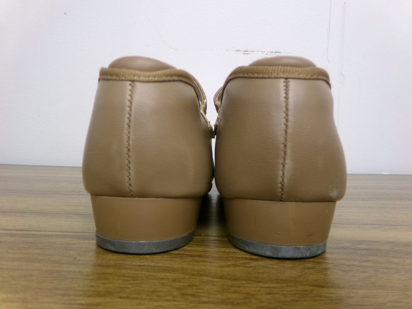 Pre-Owned Tap Shoes Danshuz 753 Adult 2.5M Tan Mary Jane Buckle