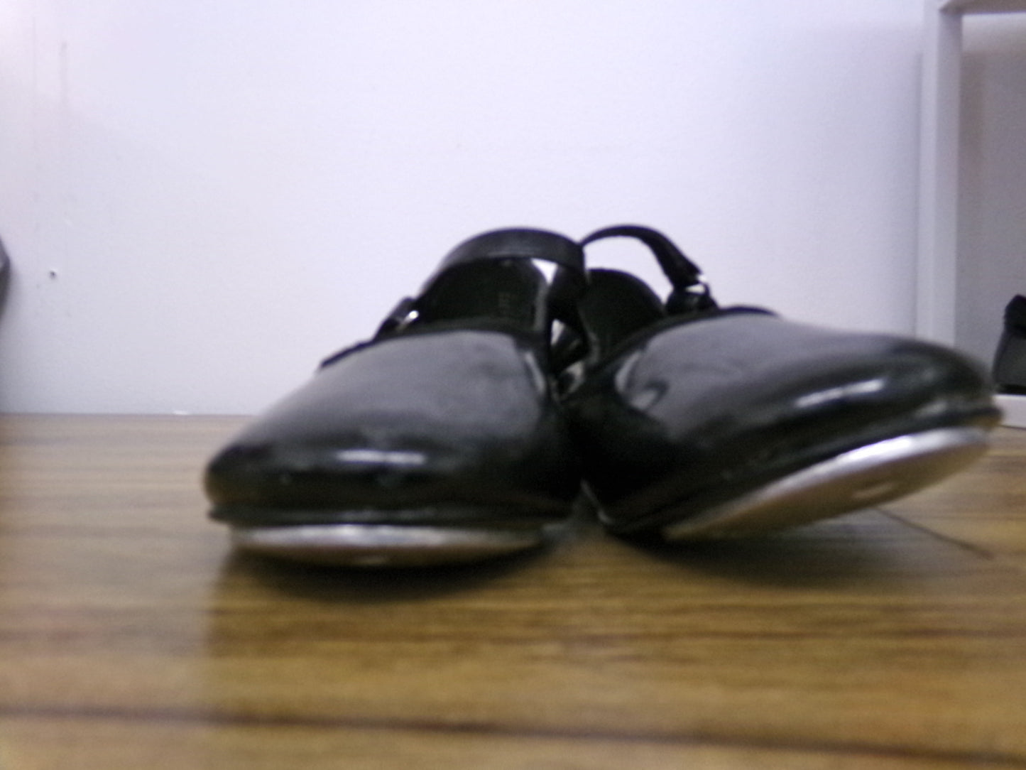 Pre-Owned Tan Tap Shoes ABT Kids 12 Mary Jane Patent Leather Loop Strap