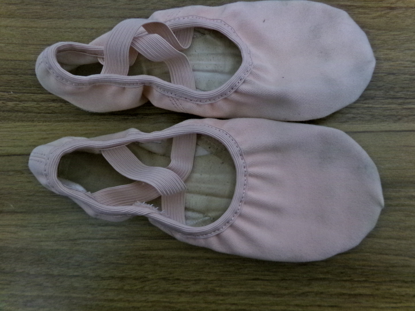 Pre-Owned Ballet Shoes Stelle 6M Adult Canvas Split Sole Cross Straps Pink