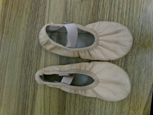 Pre-Owned Ballet Shoes DUX Dance Toddler 9M Man Made Split Sole
