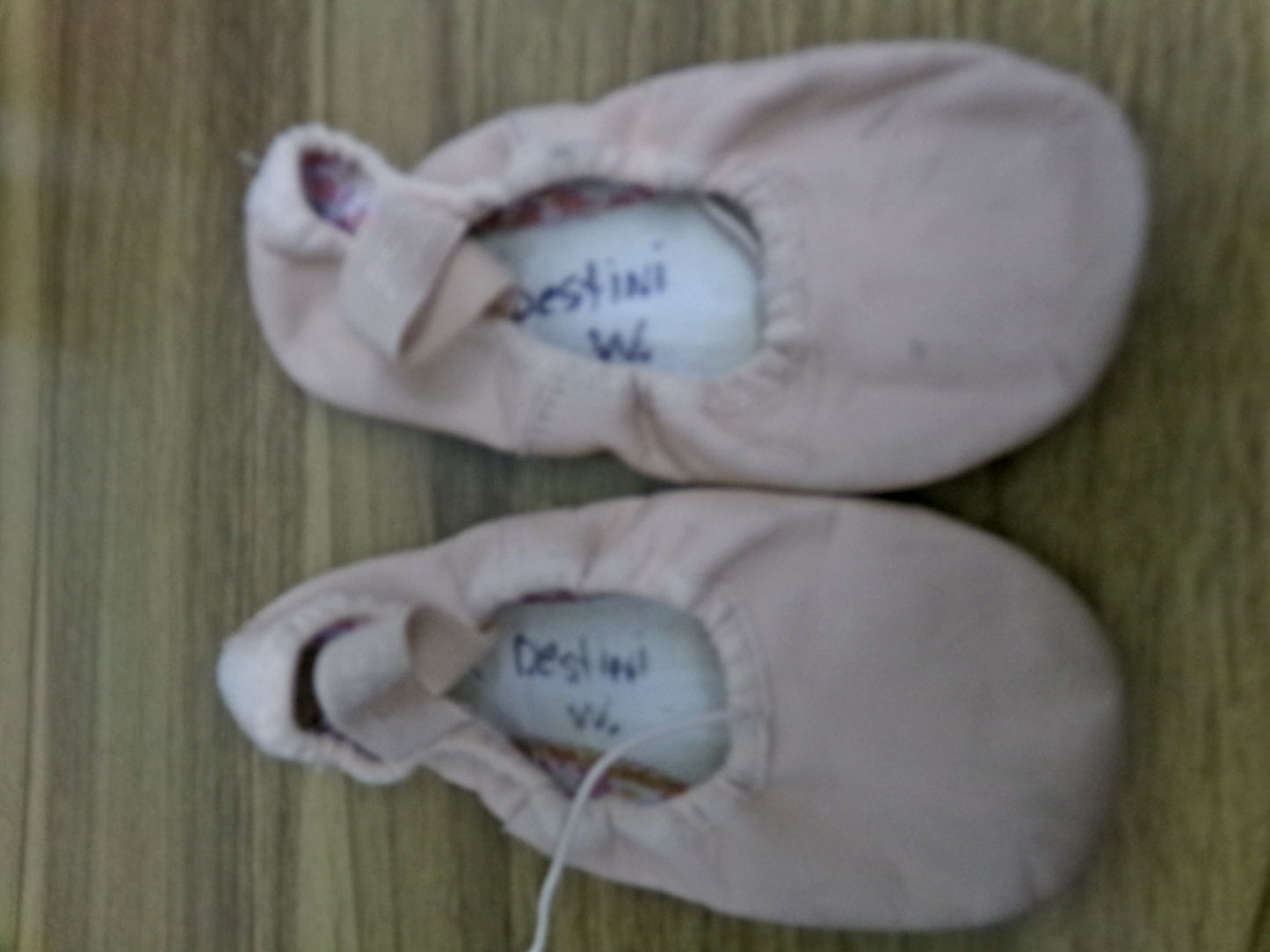 Pre-Owned Ballet Shoes Pink Capezio 205C Daisy Child 12.5M Leather Strap Full Sole