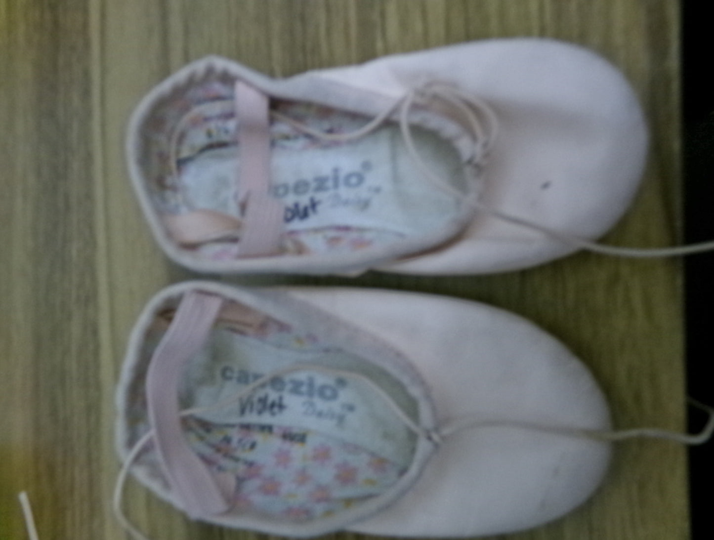 Pre-Owned Ballet Shoes Pink Capezio 205C Daisy Child 8.5M Leather Strap Full Sole