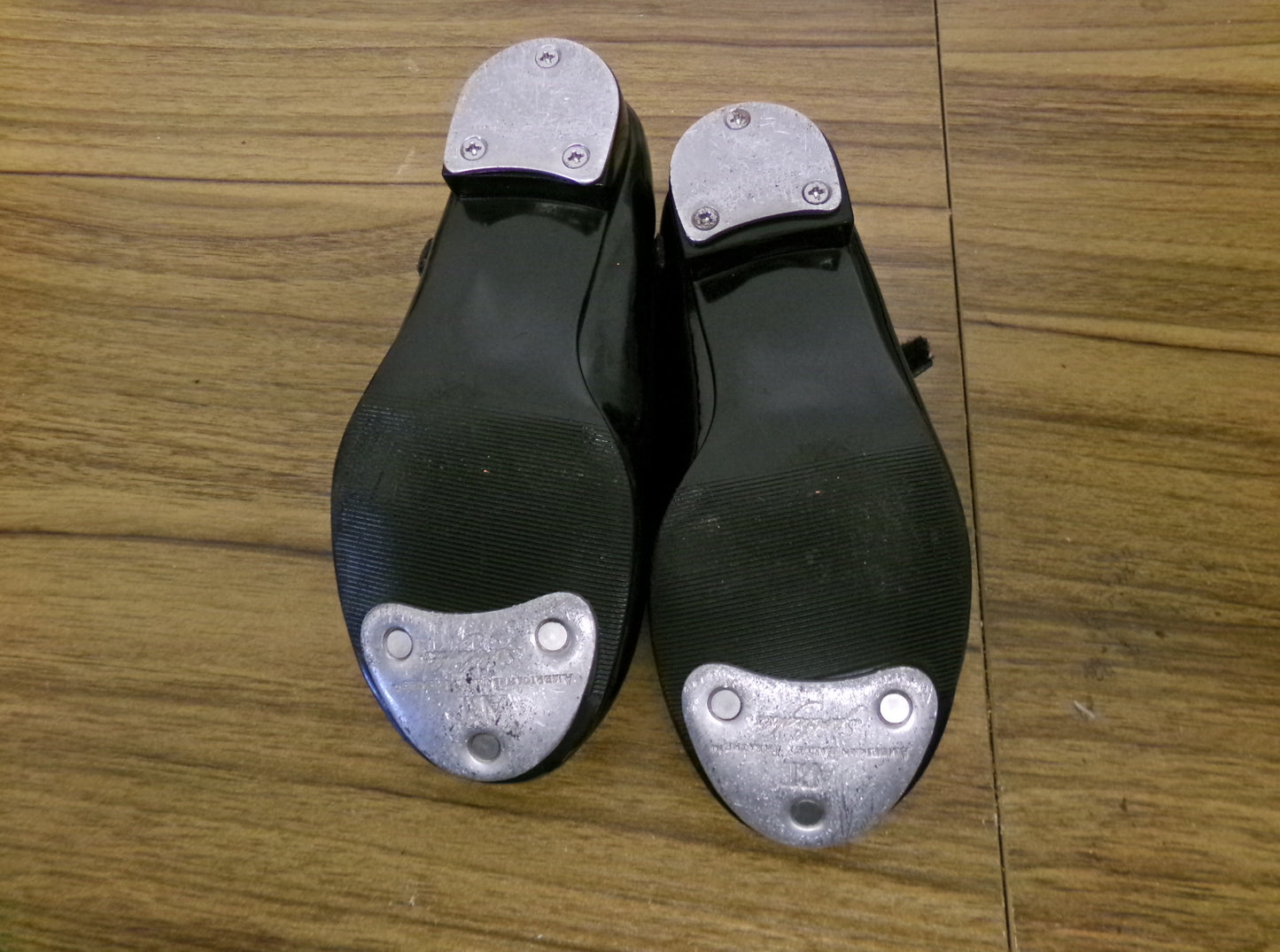 Pre-Owned Tan Tap Shoes ABT Kids 8 Mary Jane Patent Leather Loop Strap