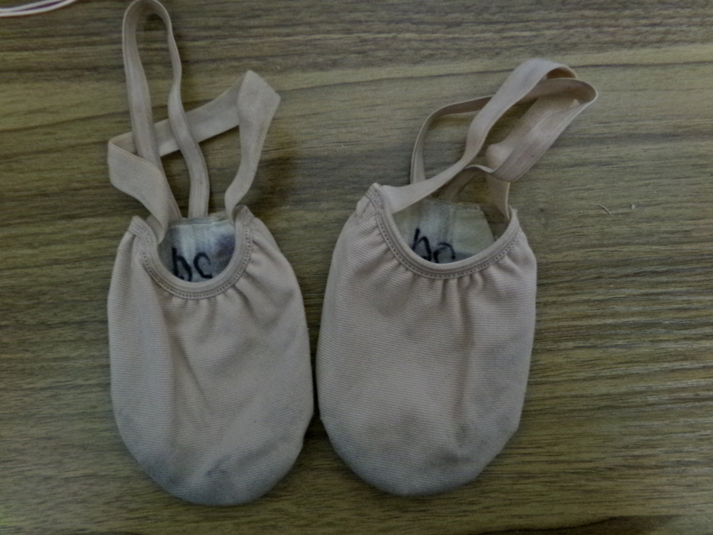 Pre-Owned Contemporary Shoes DanzNMotion Adult Large Turner Stretch Canvas