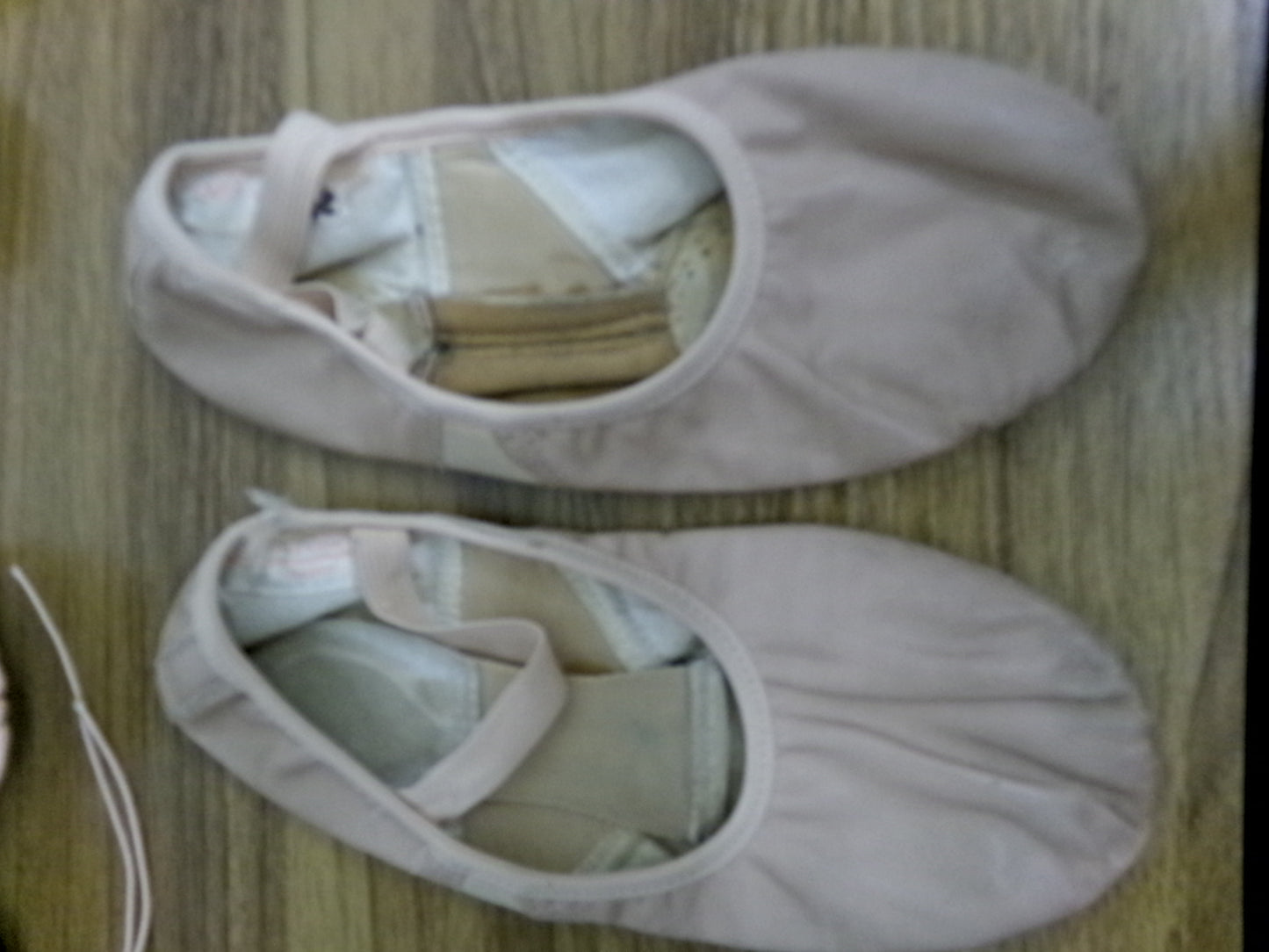 Pre-Owned Ballet Shoes Revolution Child 3M Leather Split Sole Stretch