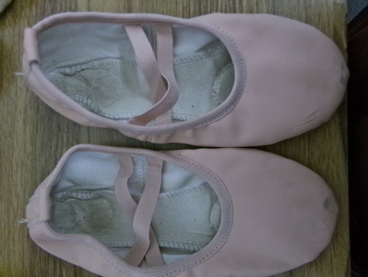 Pre-Owned Ballet Shoes Stelle Womens 5 Leather Cross Strap Split Sole