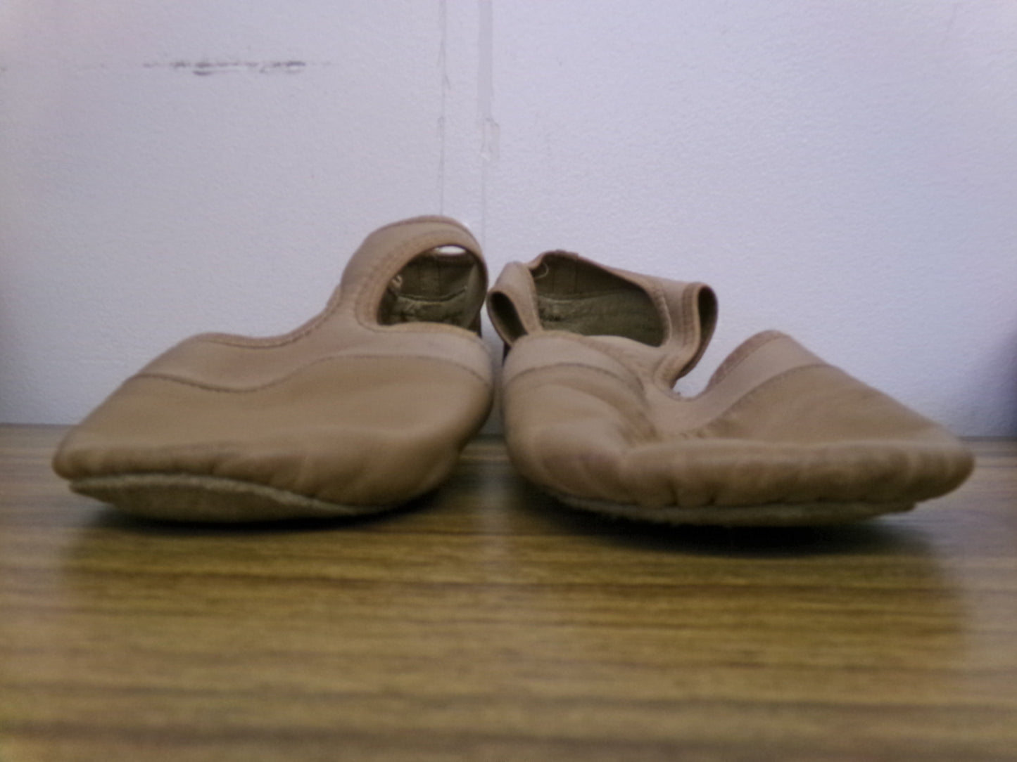 Pre-Owned Jazz Pedini Capezio PP323 Caramel Adult 10.5M Teaching Sandal