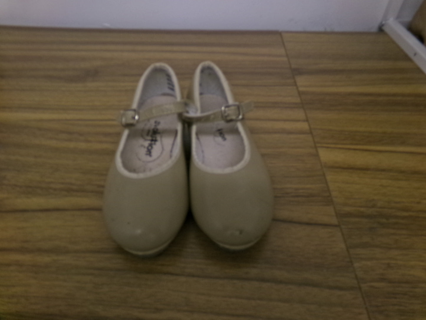 Pre-Owned Tap Shoes Revolution 823 Child 12M Mary Jane Leather Buckle Student