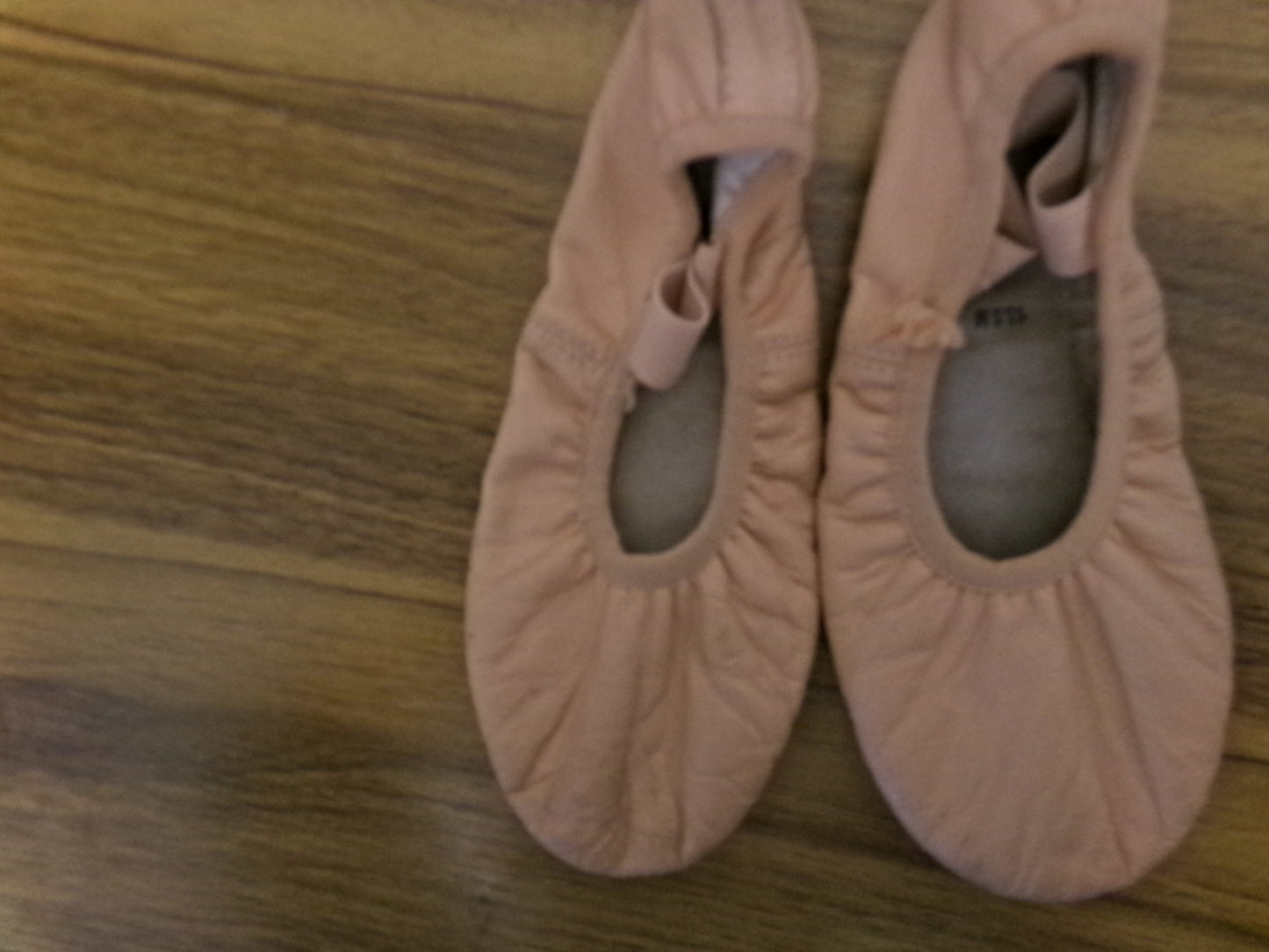Pre-Owned Ballet Shoes DUX Dance Kids 13.5M Man Made Full Sole