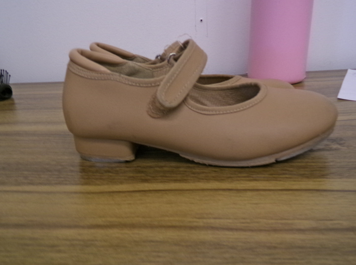 Pre-Owned Dance Tap Shoes Stelle Kids 13.5M Mary Jane easy Strap Tan