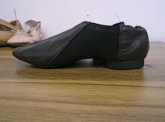 Pre-Owned Jazz Shoes So Danca 3M JZ43 Black Kids Pull On Leather Split Sole