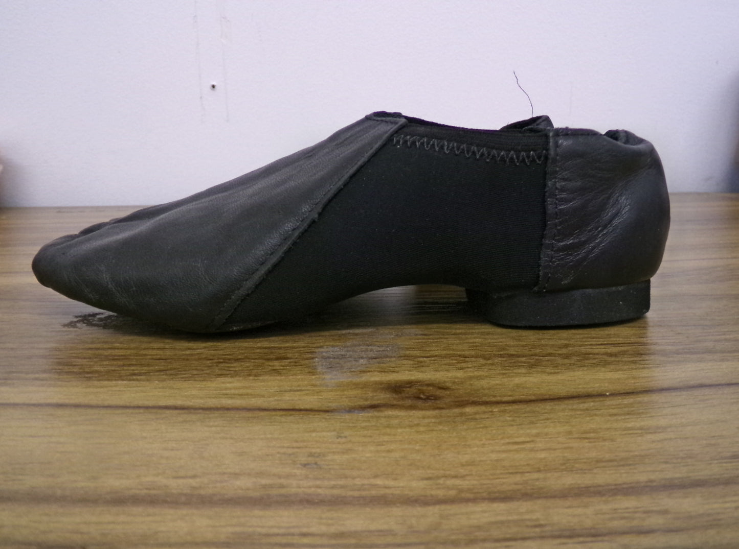 Pre-Owned Jazz Shoes So Danca 3M JZ43 Black Kids Pull On Leather Split Sole