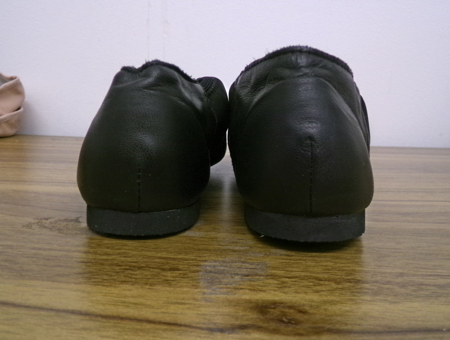 Pre-Owned Jazz Shoes So Danca 9M JZ43 Black Kids Pull On Leather Split Sole