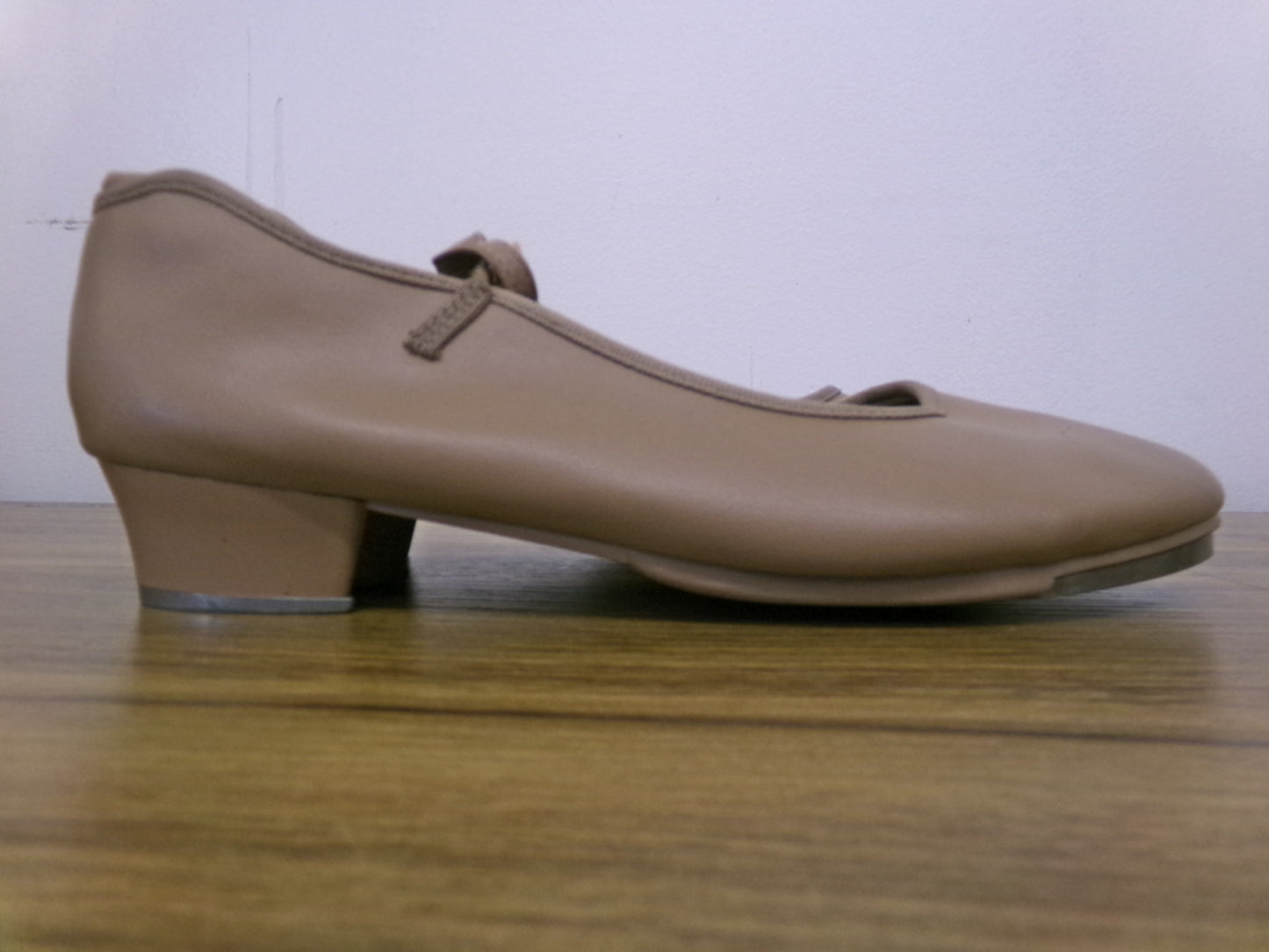 Pre-Owned Tan Tap Shoes Danshuz 752 Adult 7.5M Mary Jane Buckle