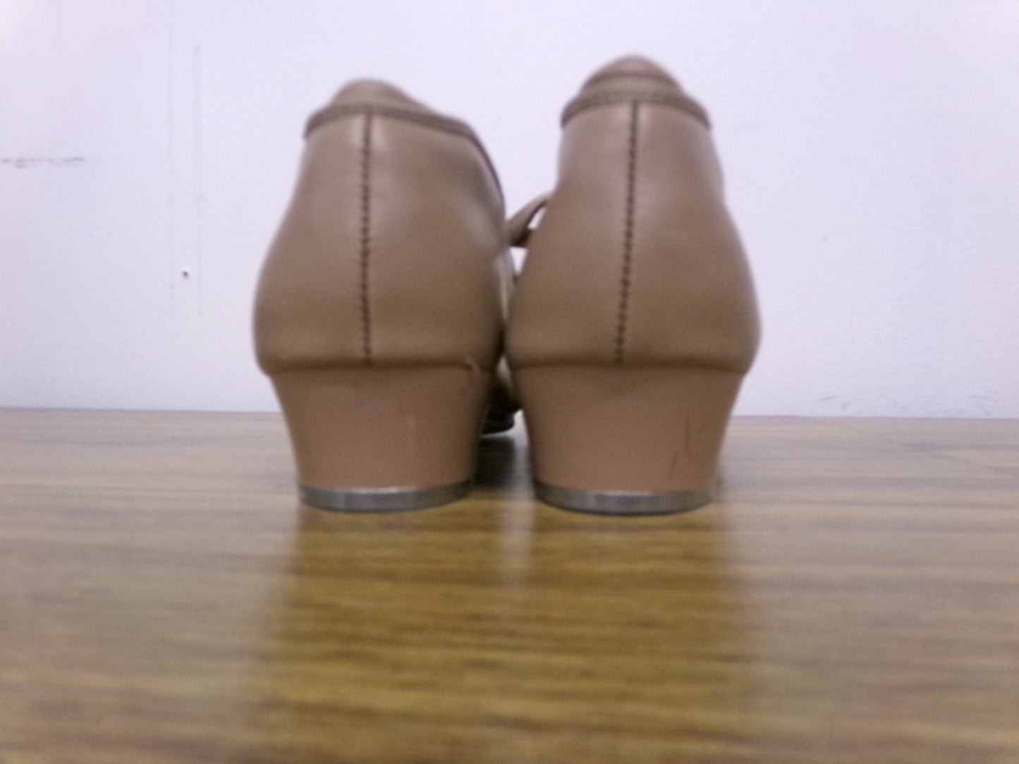 Pre-Owned Tan Tap Shoes Danshuz 752 Adult 7.5M Mary Jane Buckle