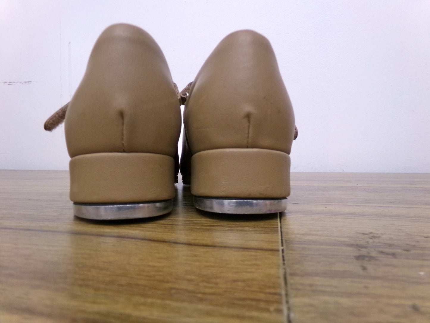 Pre-Owned Tan Tap Shoes Leo's 7M Mary Jane Leather Easy Strap