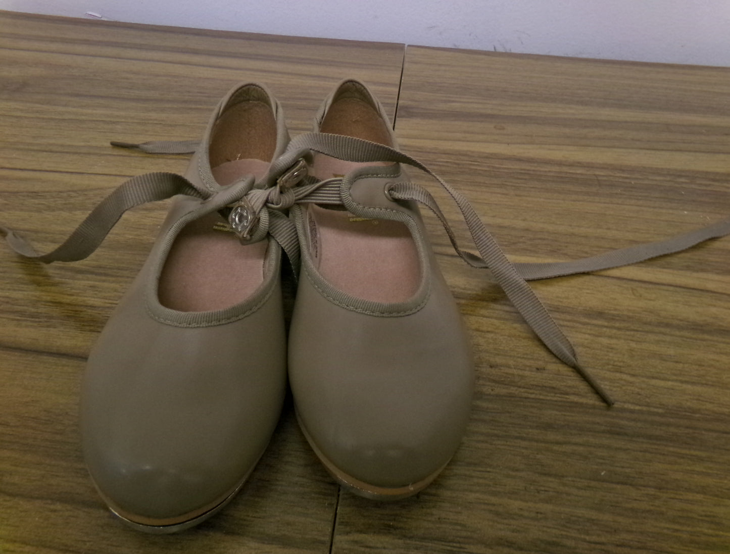 Pre-Owned Tap Shoes Bloch Kids 9.5M Tan Tyette Man Made