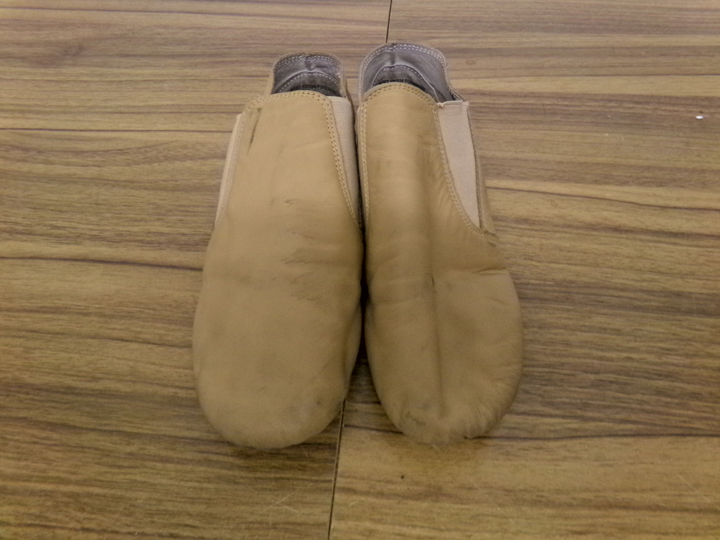 Pre-Owned Shoes Jazz Revolution 606 Tan 8M Adult Slip On