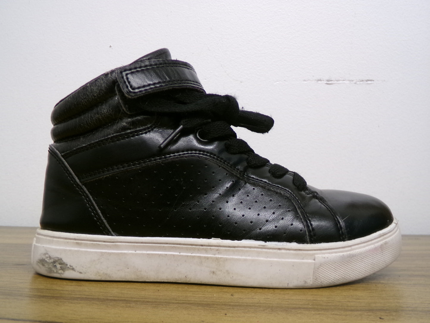 Pre-Owned Hip Hop Shoes Weissman Kids 1YM Sneakers Vinyl Black