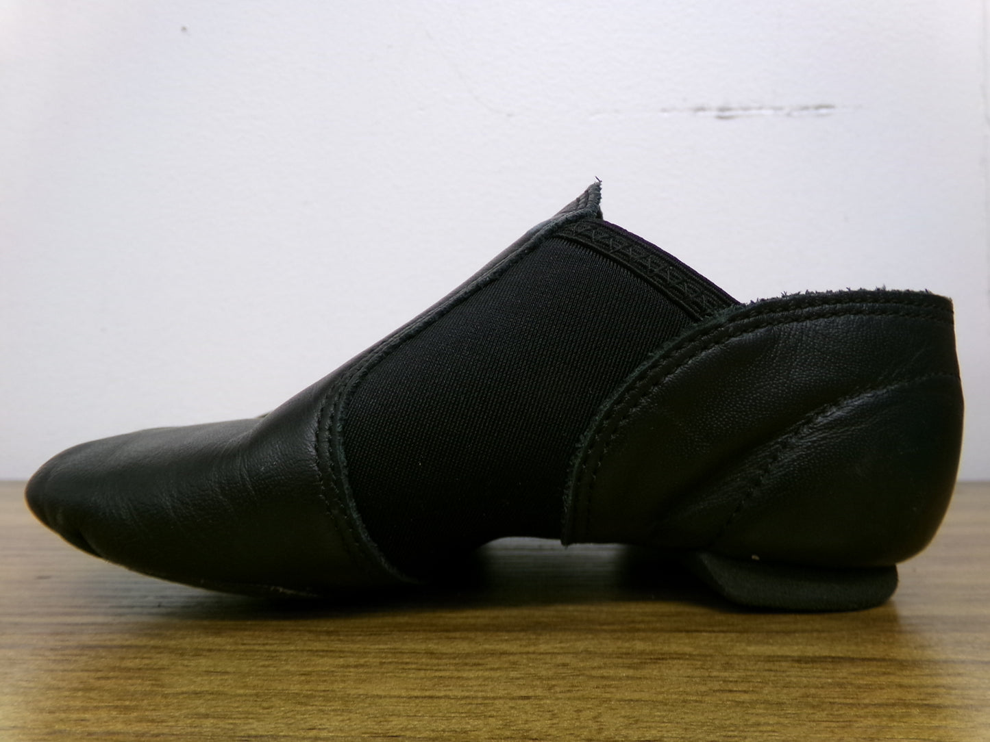 Pre-Owned Jazz Shoes Capezio Little Kid 12M Leather Slip On
