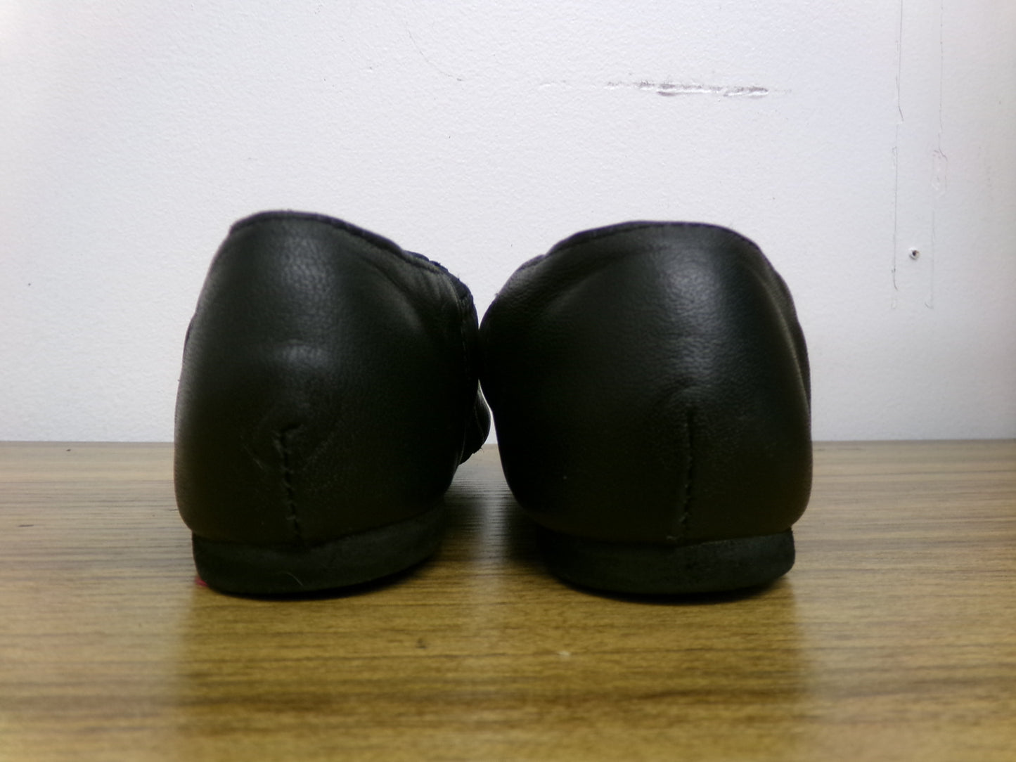 Pre-Owned Jazz Shoes So Danca 4M JZ43 Black Kids Pull On Leather Split Sole