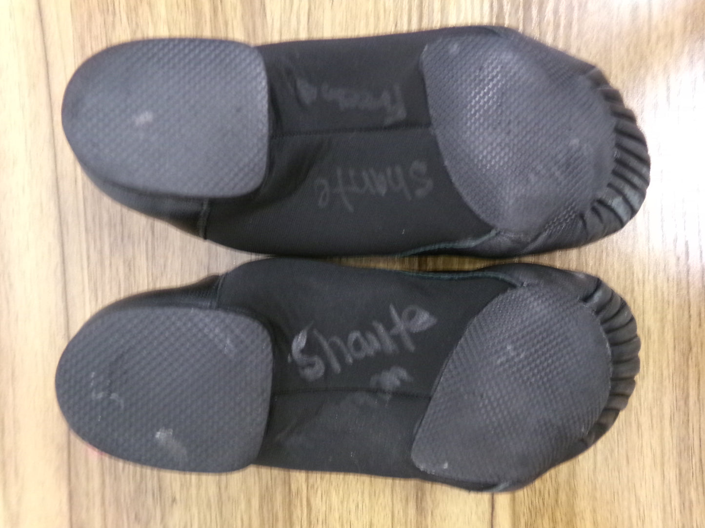 Pre-Owned Jazz Shoes So Danca 4M JZ43 Black Kids Pull On Leather Split Sole